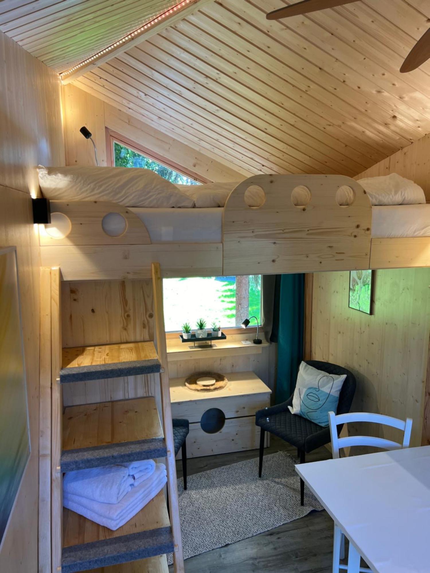 Wiesenhaus: Wohnen Im Tiny House Direkt Am Rhein Köln