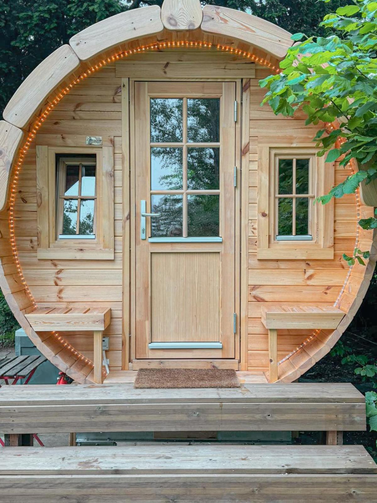 Wiesenhaus: Wohnen Im Tiny House Direkt Am Rhein Apartment Köln